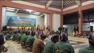 Malam Tirakatan Hari jadi kabupaten Sleman ke 109 diikuti kader Sanggrahan