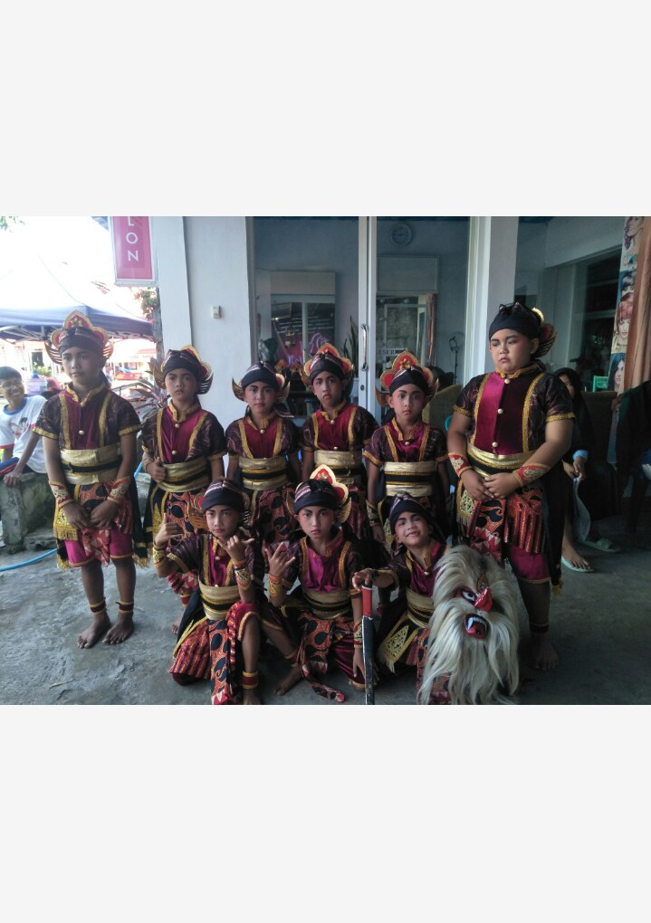 Junior kudomustiko saren