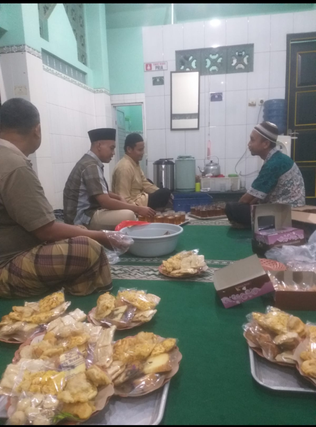 Kegiatan rapat pengurus idul adha di masjid Baitul makmur gebang jetis wedomartani
