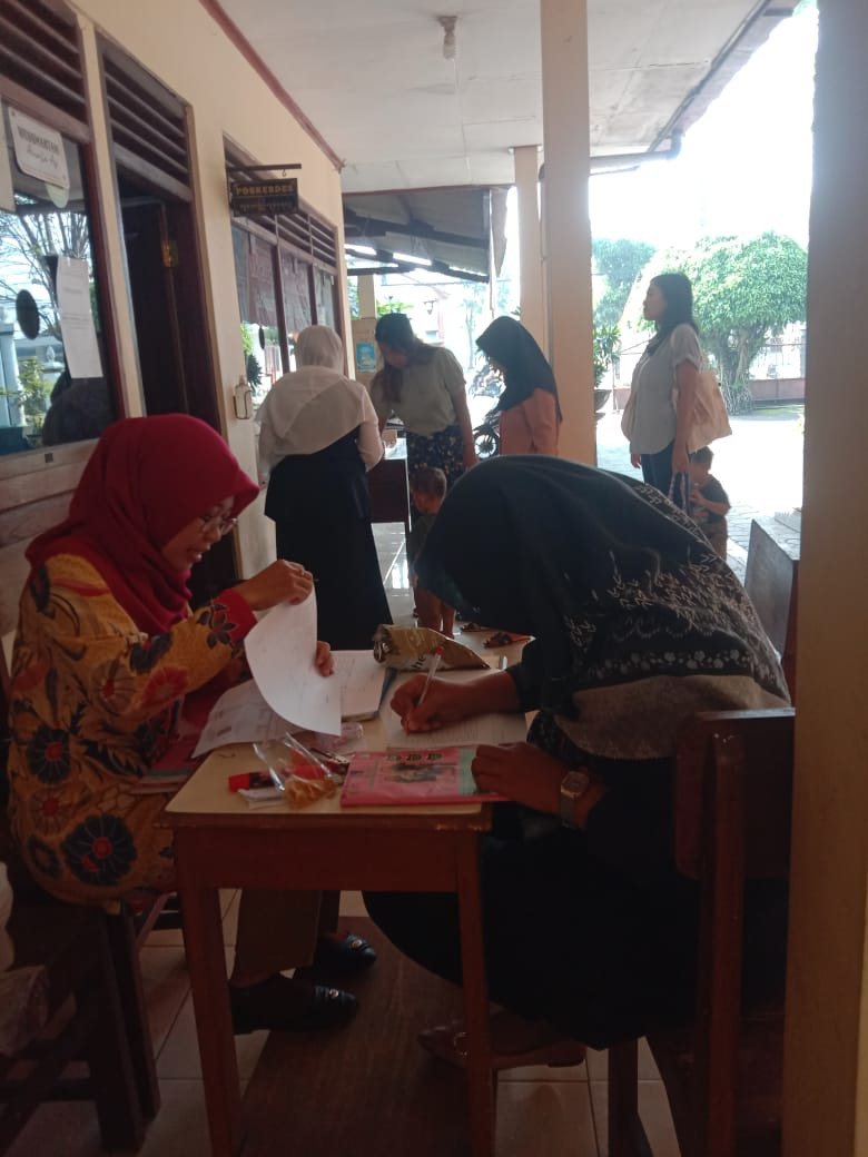 Validasi balita oleh kader krajan