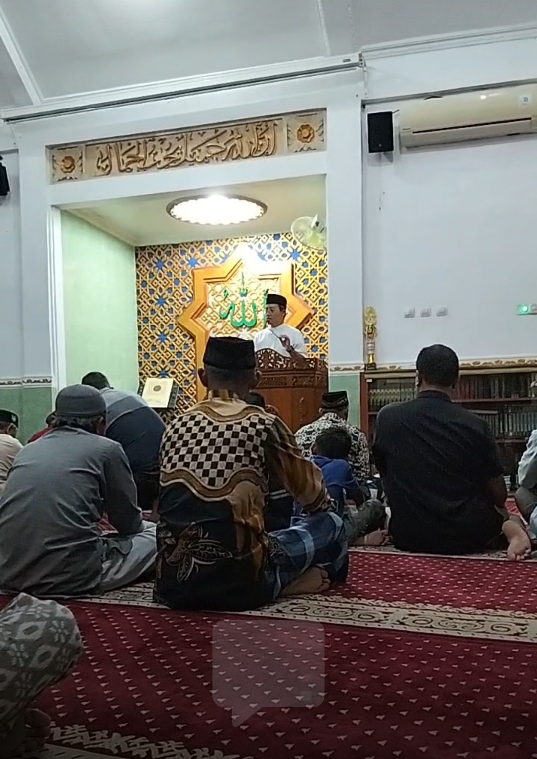 Kegiatan pengajian setiap ahad pagi di masjid darussalam perumahan muslim Darussalam Jetis wedomartani