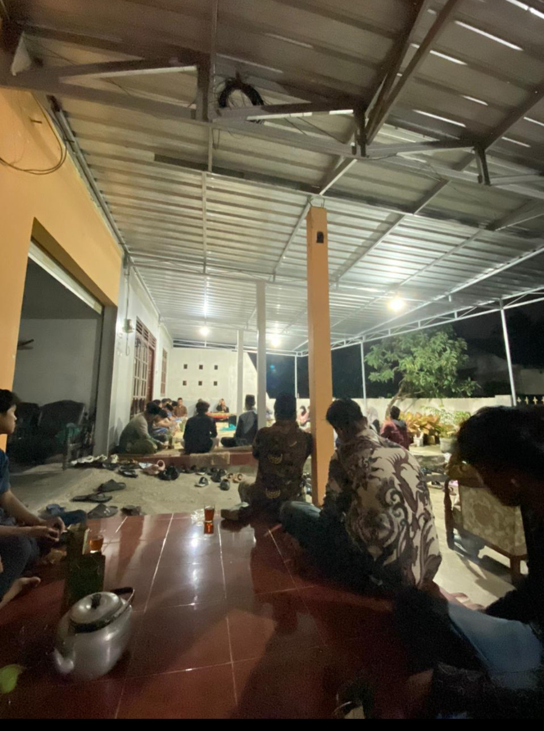 Kegiatan pengajian remaja di rumah SDR Shafa Hapsari di RT 04 RW 45 Jetis wedomartani