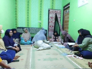Pertemuan ibu ibu RT 03 Karangasem Sanggrahan