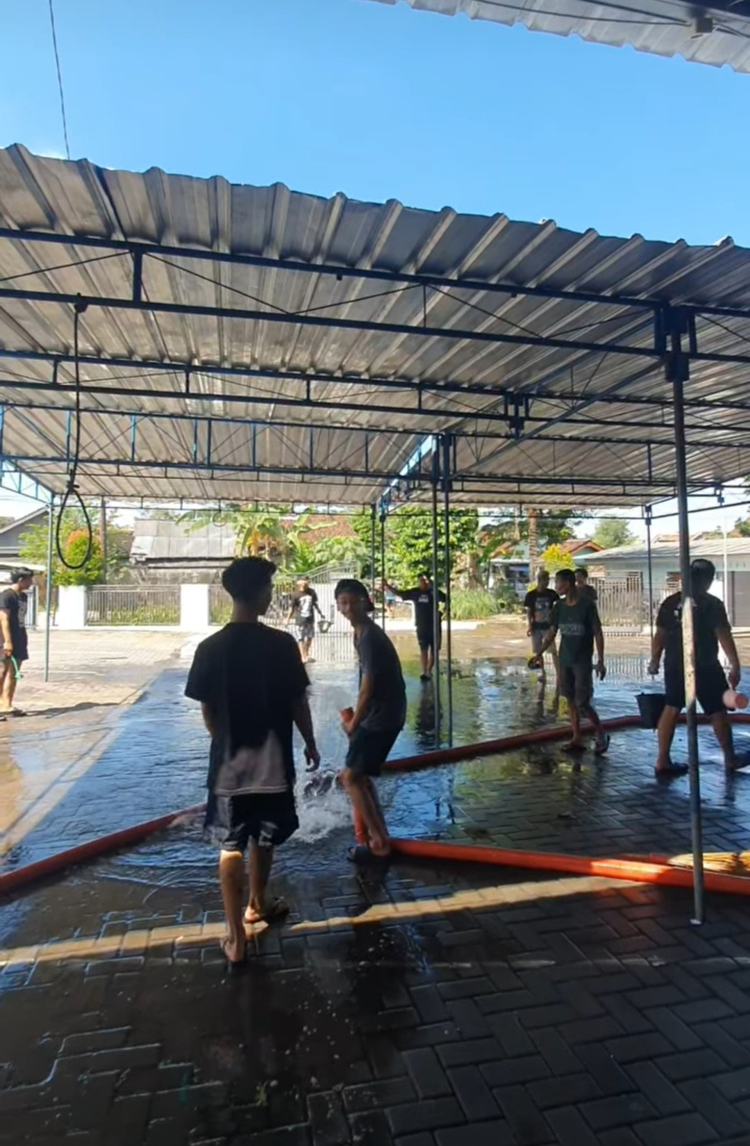 Kerja Bakti Pembersihan Tempat Penyembelihan Hewan Kurban Masjid Al-Amin Pokoh