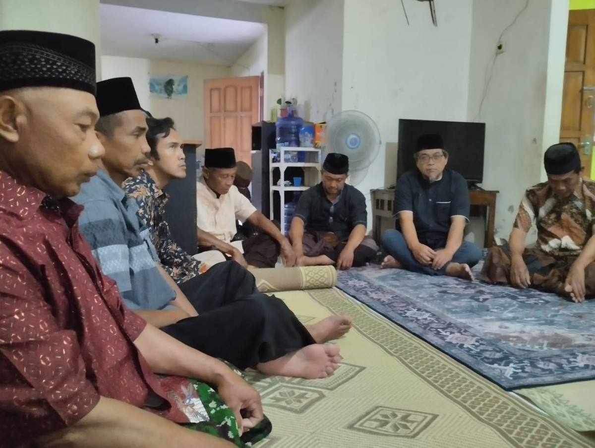 Tahlil dan Dzikir Memperingati 100 Hari Meninggalnya Warga RT 05 Padukuhahn Pokoh