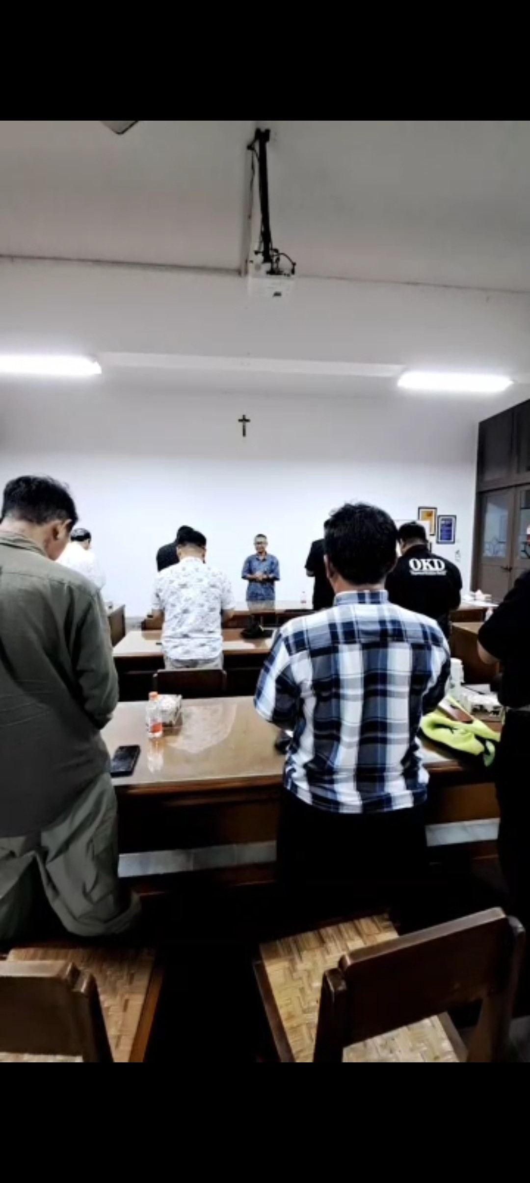 Kegiatan ibadah saudara non muslim di gereja St yusup Jetis wedomartani