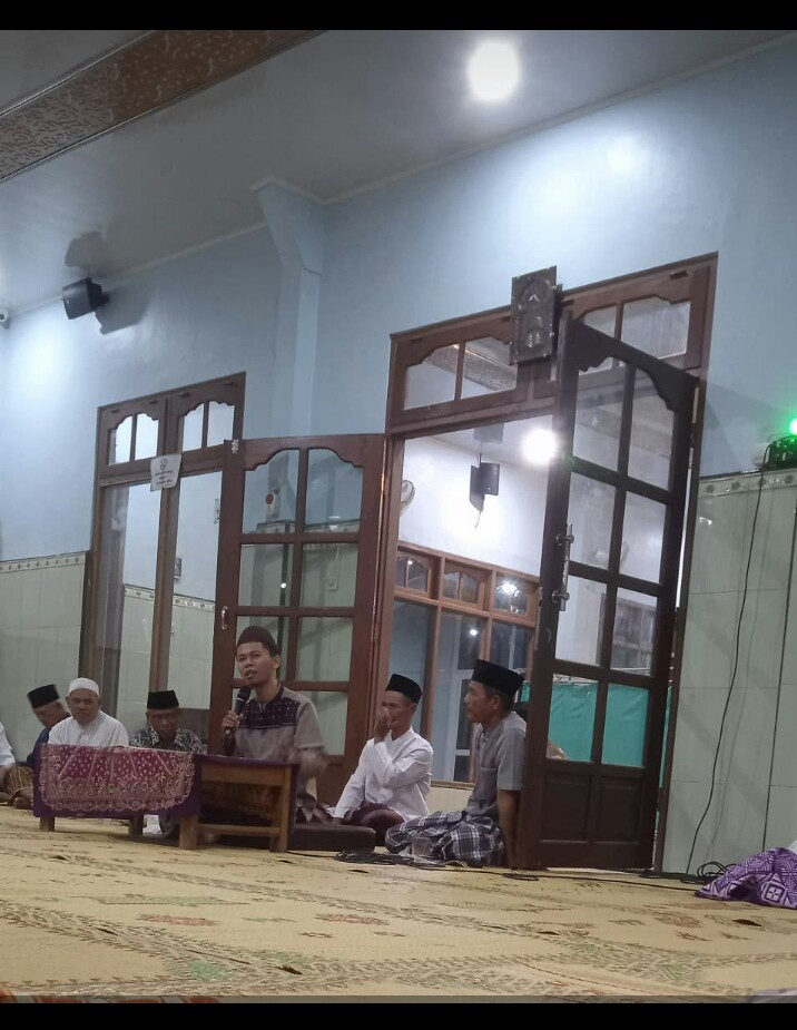 Pengajian malam jumat pon Mesjid Al Hidayah saren