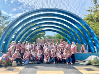 Kegiatan rekreasi Dawis Nusa Indah 5 Sanggrahan