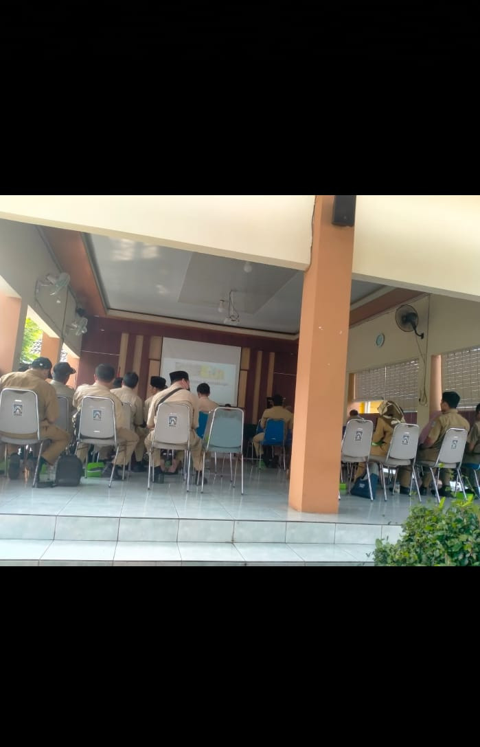 Validasi data kemiskinan yg di hadiri oleh Bpk Dukuh Krajan