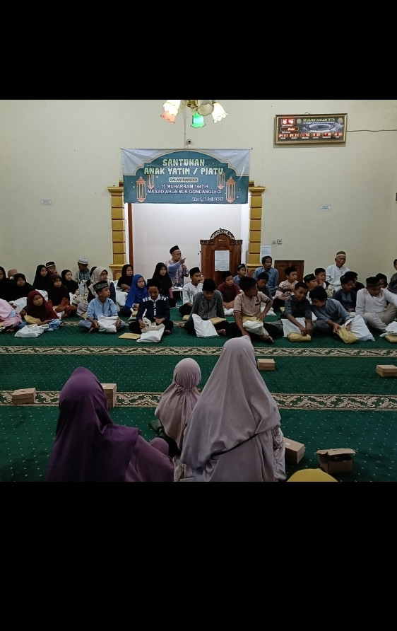 Kegiatan santunan yatim piatu warga Gondanglegi