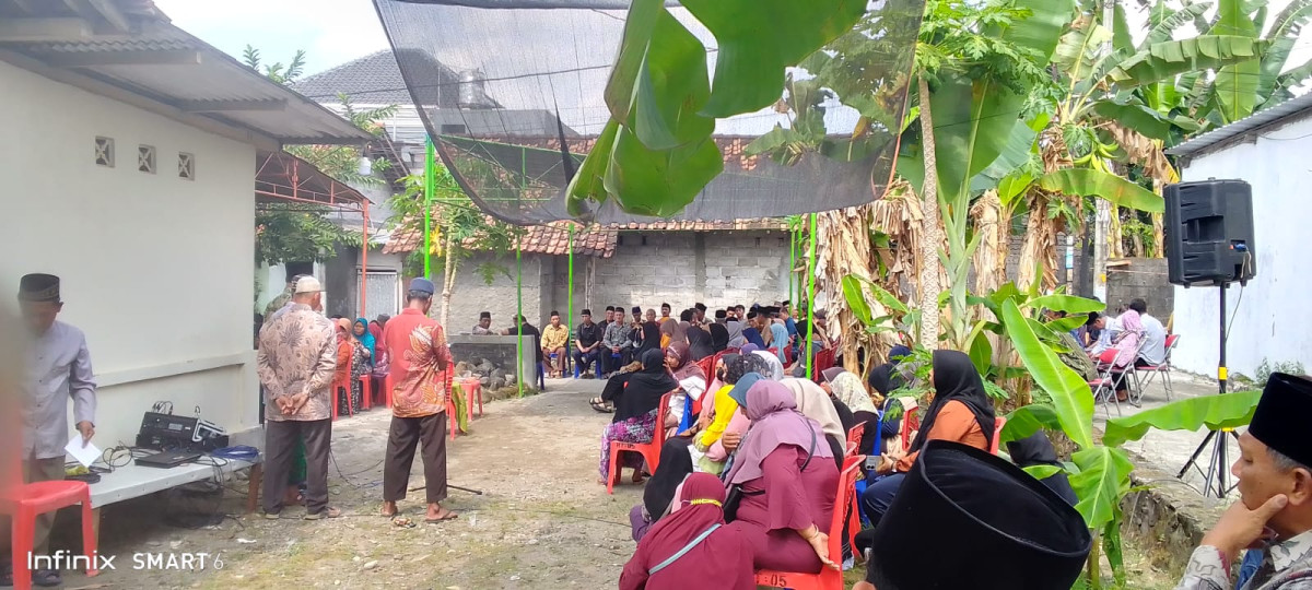 Takyizah almh ibu wakirah RT 05 gebang Jetis Wedomartani