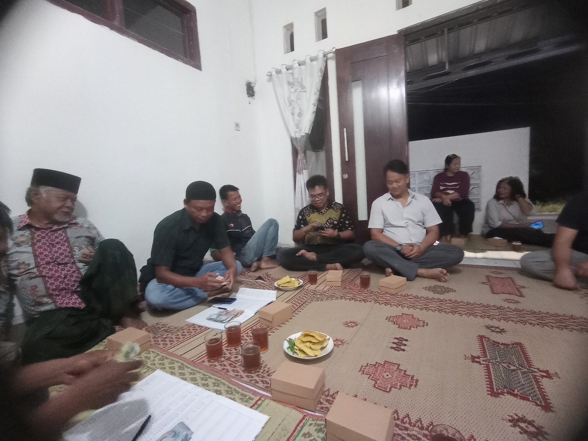 Kumpulan bapak2 RT 03 dusun Babadan