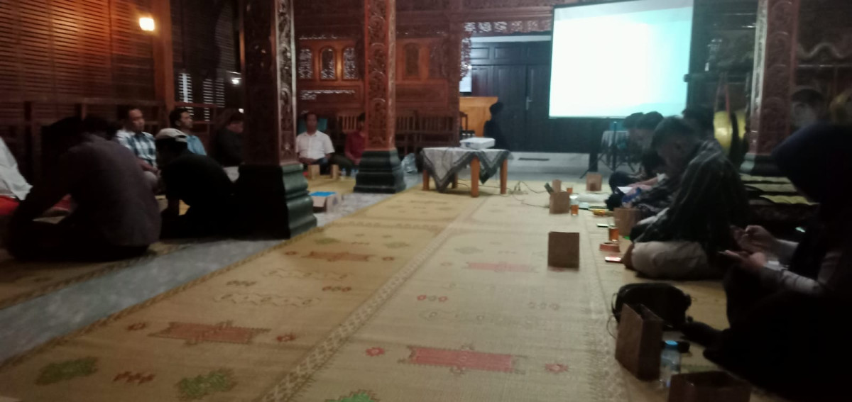 Rapat panitia persiapan peringatan HUT RI dan Merti Dusun  dusun Malangrejo