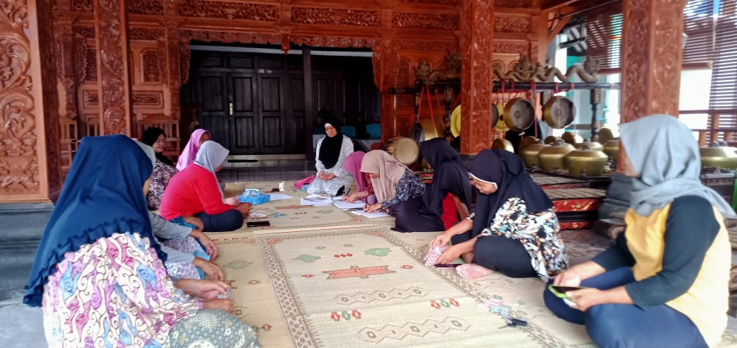 Pertemuan KWT lestari Malangrejo