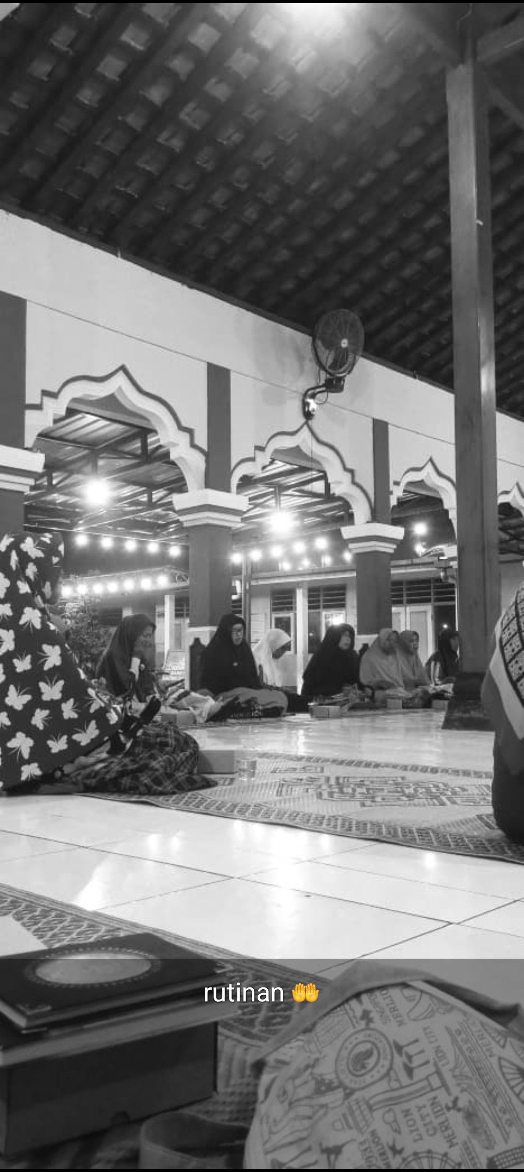 Yasinan dan Al kahfi oleh ibu ibu perum muslim Darussalam Jetis wedomartani