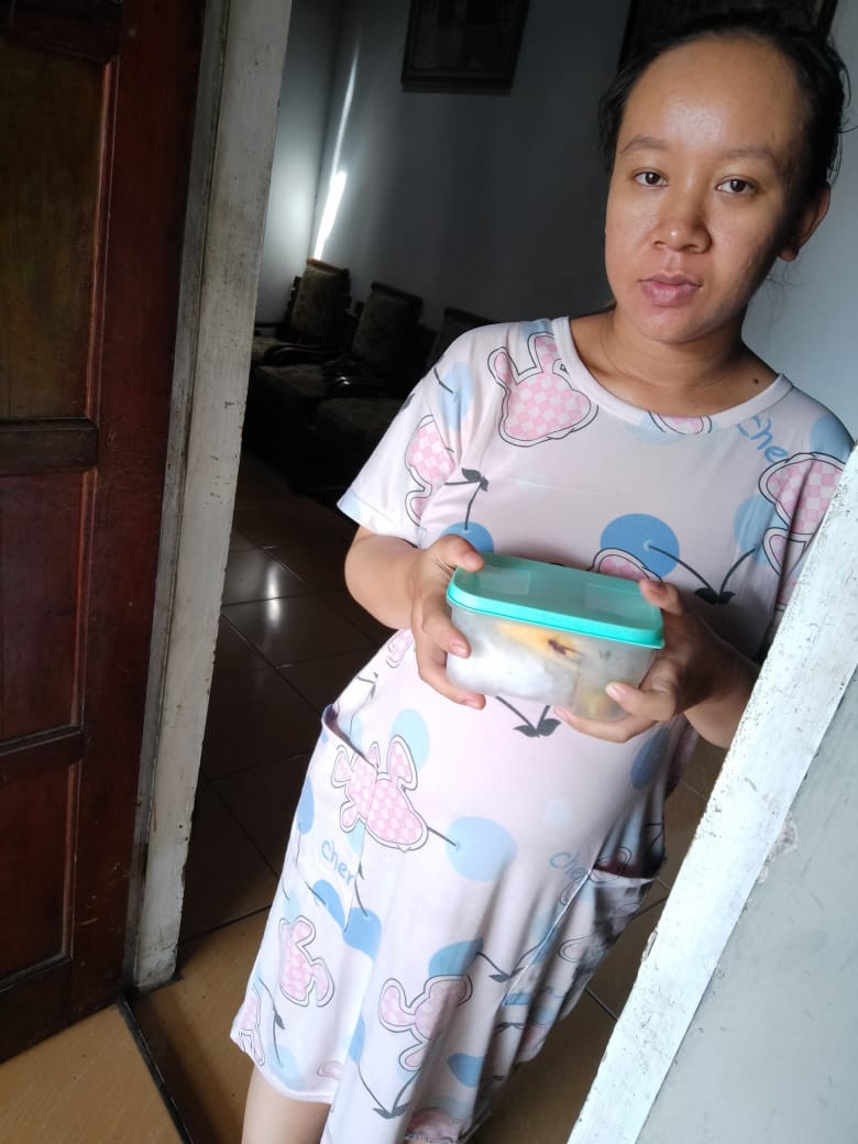 Kegiatan pendistribusian PMT lokal untuk bumil hari ke 14 wilayah gebang Jetis wedomartani