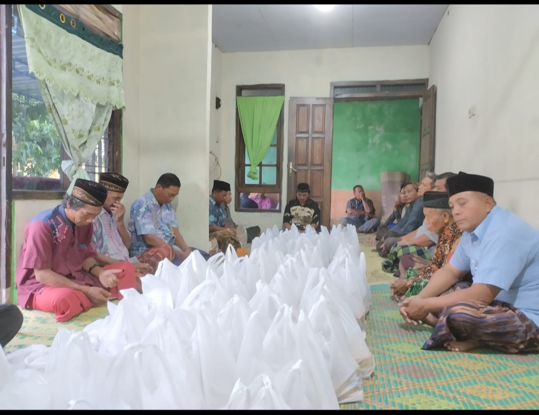 Tahlil dan Dzikir Memperingati 7 Hari Warga RT 01 Pokoh