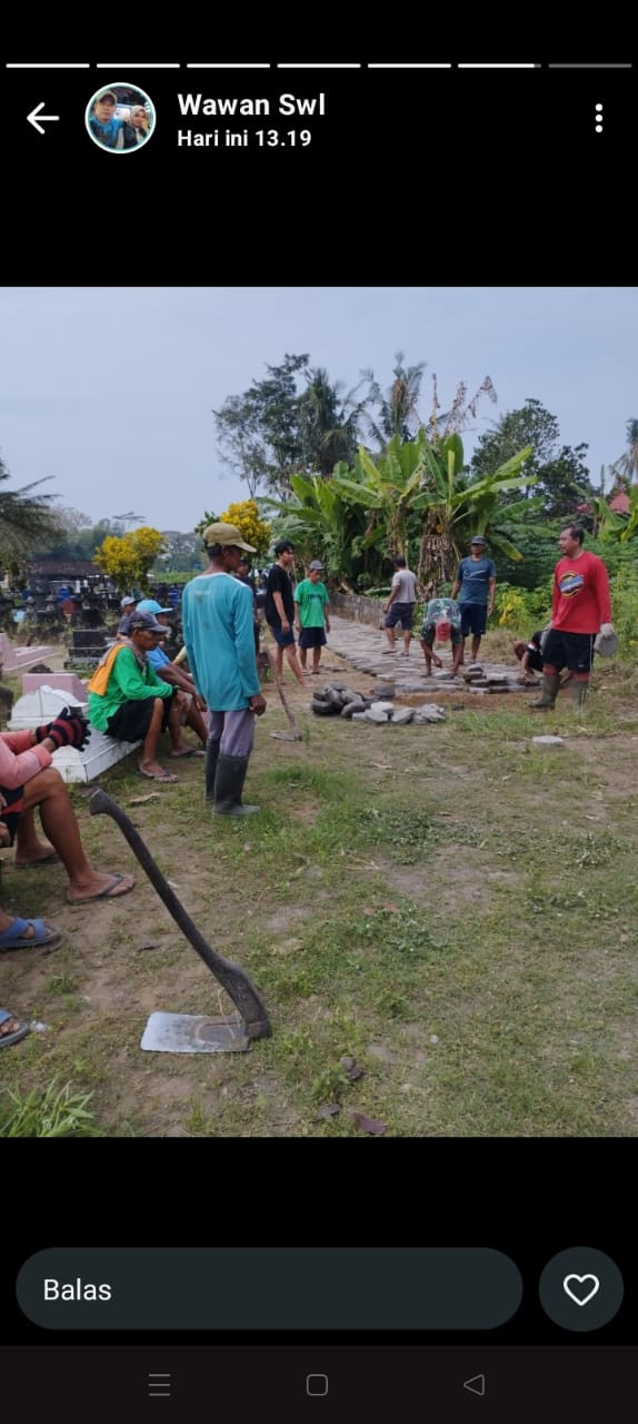 Gotong royong bersih dusun Padukuhan Sawahan Lor