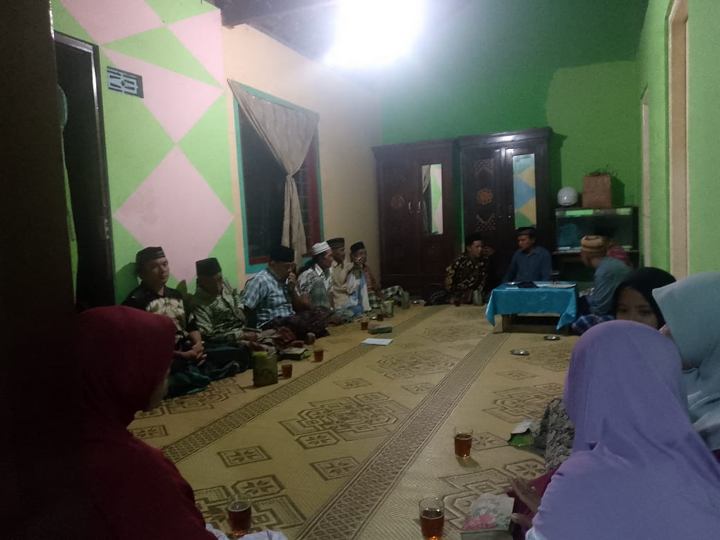 Pengajian Malam Senin Wage Warga RT 01 Paduluhan Pokoh