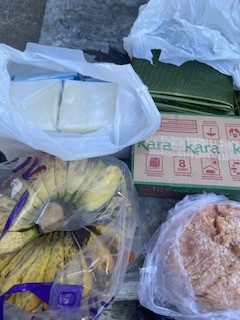 Menyuplai bahan mentah PMT lokal oleh kader Ssnggrahan