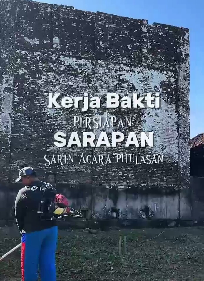 Gotong royong pemuda/di saren