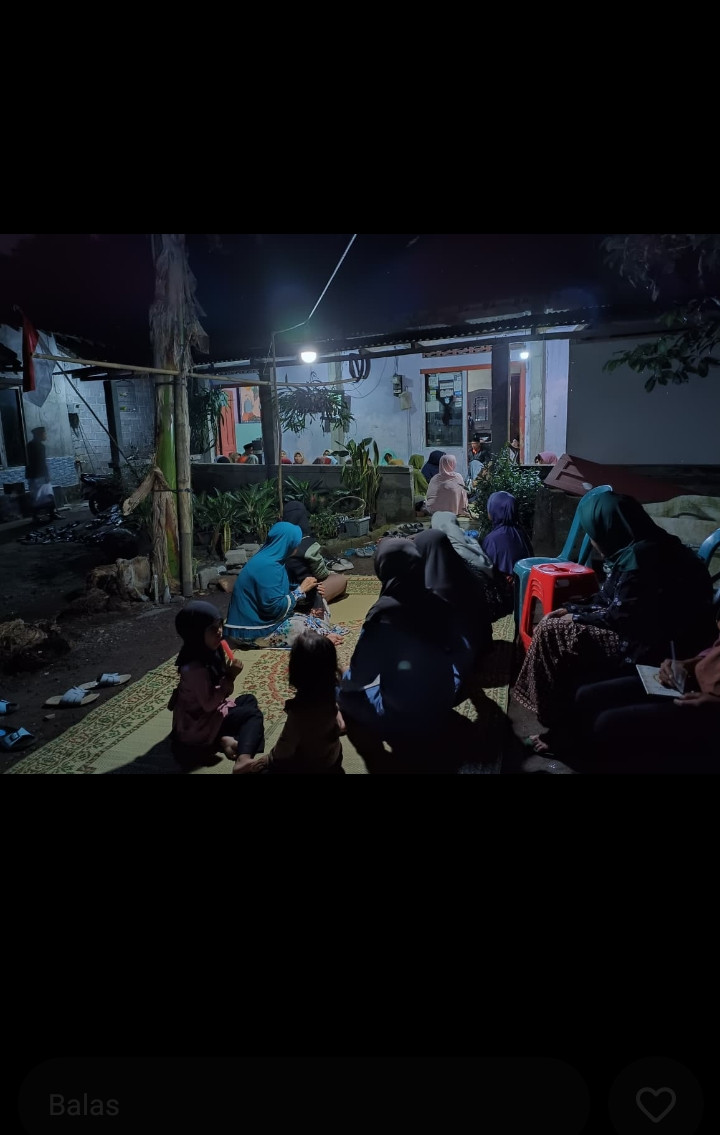 Amalan rutin yasinan bpk2, ibu2 rw 02 warga gedongan lor