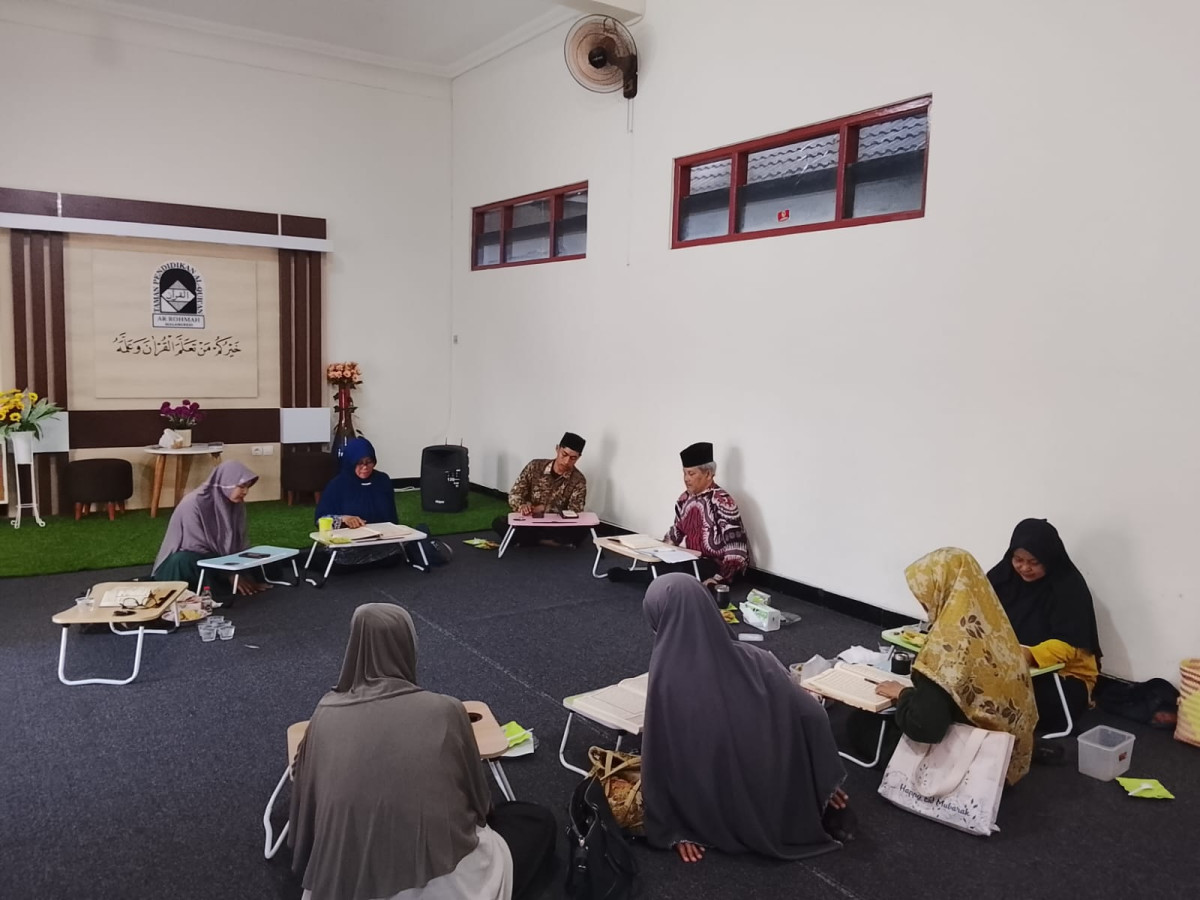 Mendalami Alqur'an dengan Metode Qiroati di Padukuhan Malangrejo