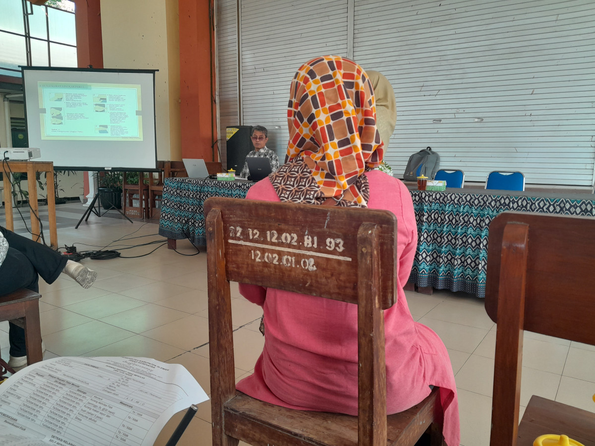 Pembinaan posbindu oleh kader krajan