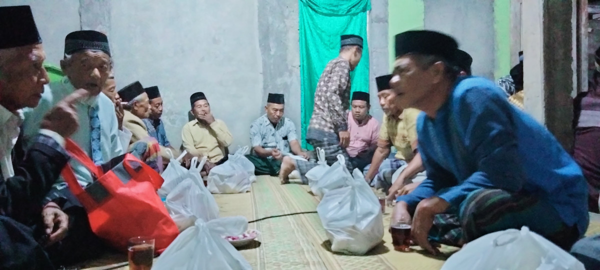 Tahlil 7 harian orang meninggal padukuhan tonggalan