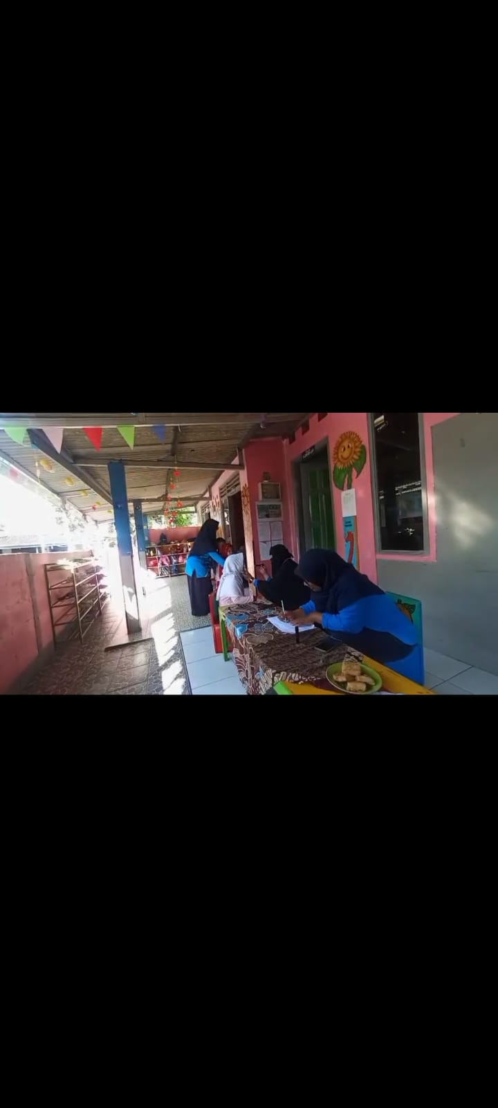 Pemeriksaan Rutin oleh Petugas puskesmas di wilayah Paud Insan Mulia Dua Krajan