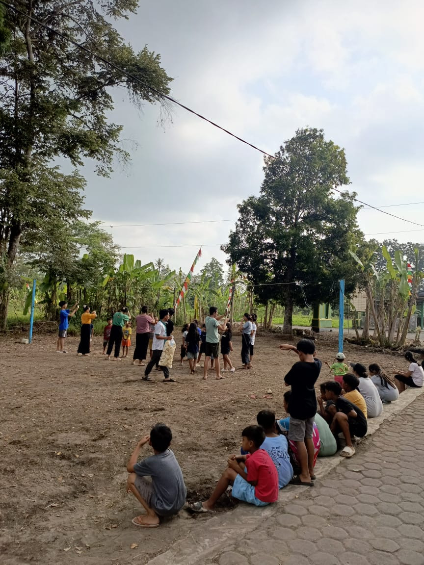 Lomba 17 San anak anak Demangan