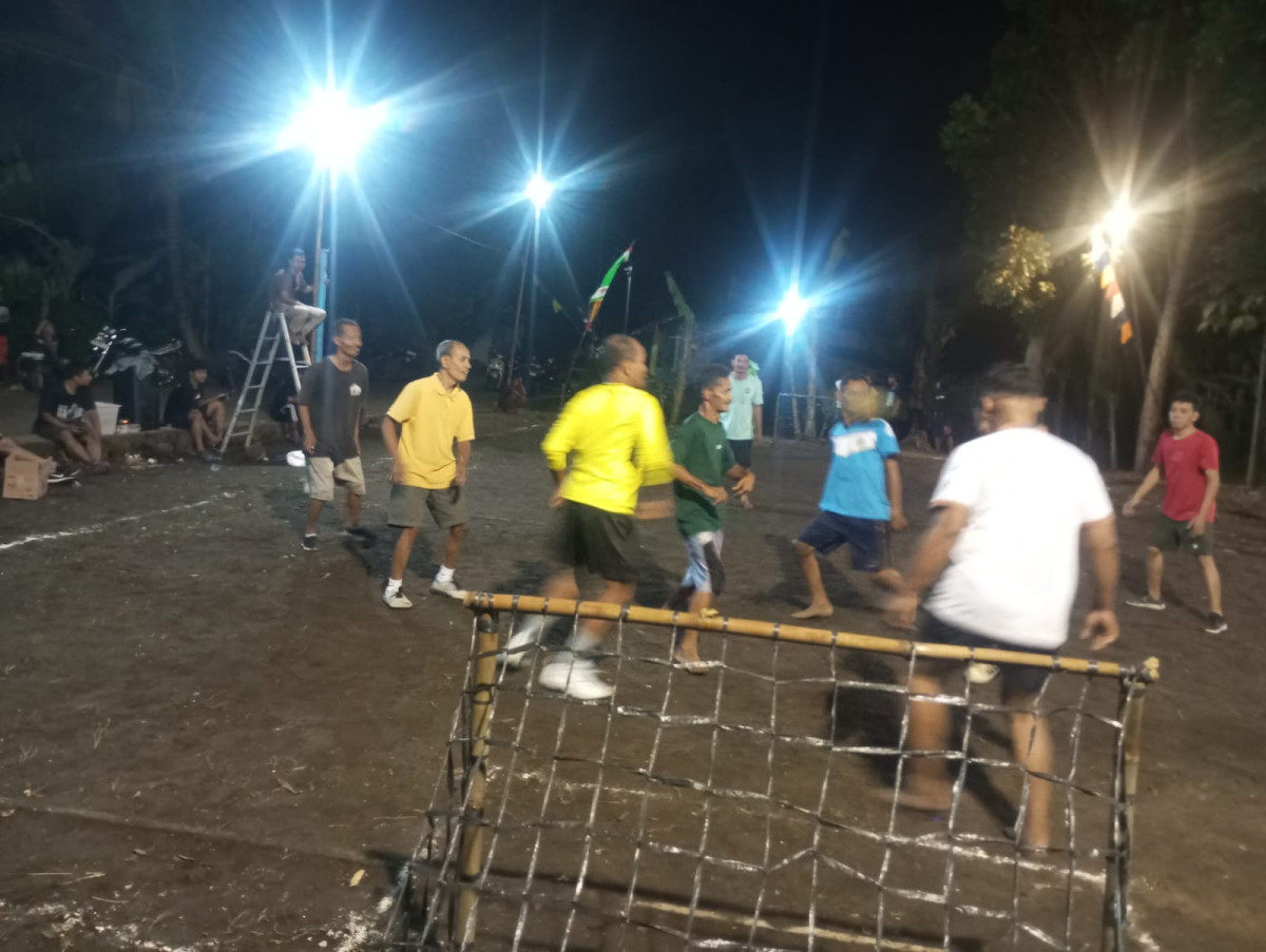 Lomba 17 San bapak bapakDemangan