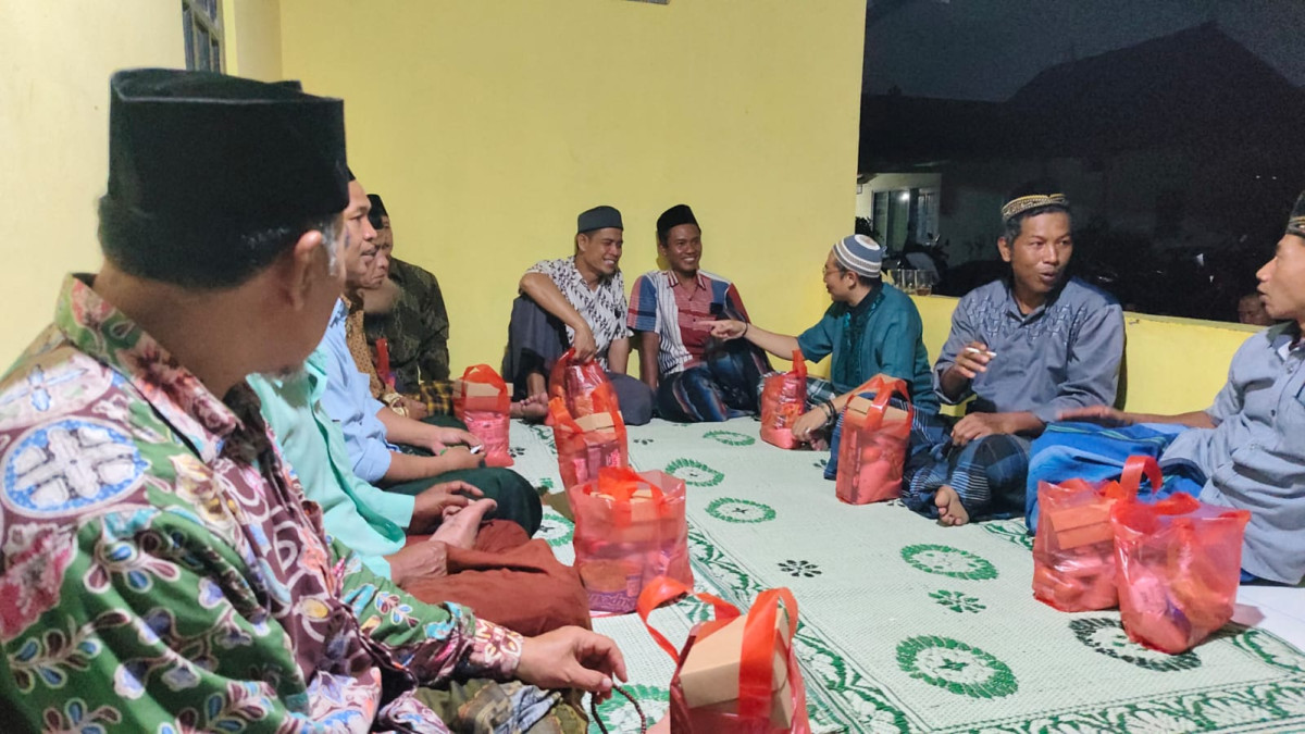 Tahlilan memperingati 40hari meninggalnya ALM BPK mujono gebang Jetis wedomartani