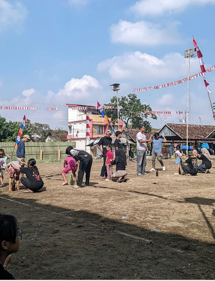 Lomba 17an anak anak saren