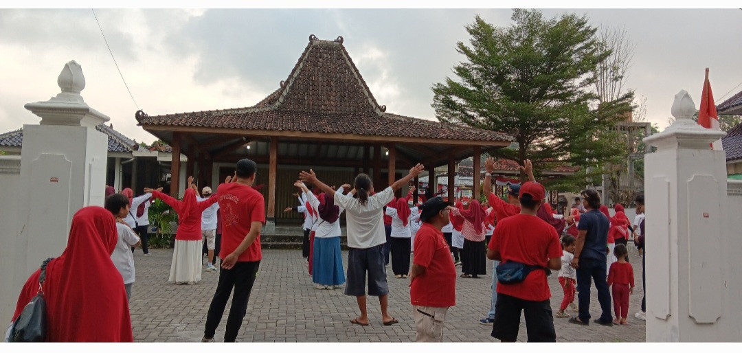 Senam RT 02  Padukuhan Pokoh