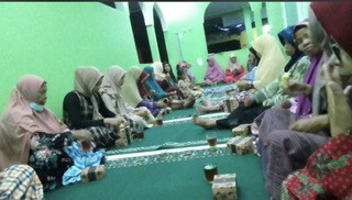 Pengajian rutin minggu pahing  Sanggrahan