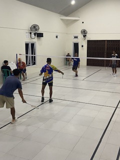 Lomba bulutangkis di Sanggrahan