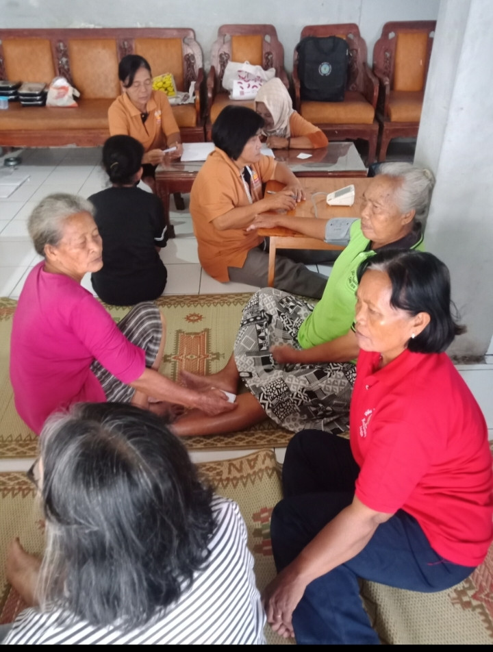 Posyandu lansia dusun sawahan kidul