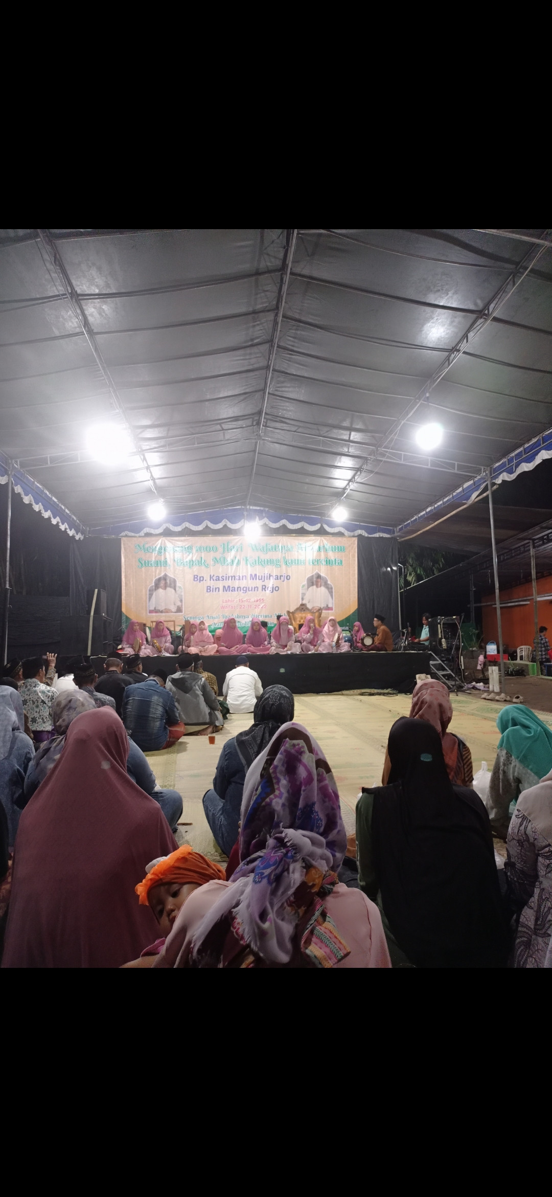 Hadroh dalam acara pengajian 1000 hari meninggalnya Bpk Kasiman warga  babadan