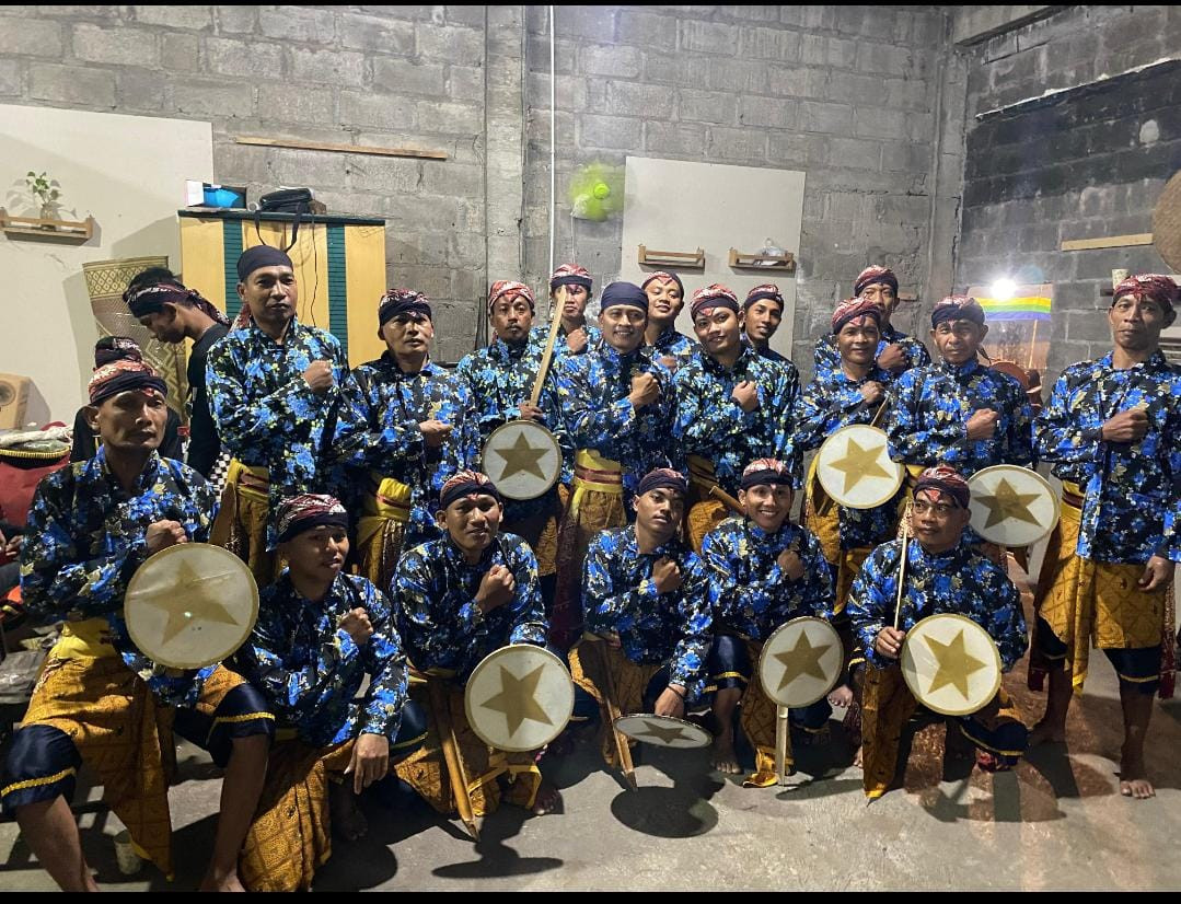 Pentas seni badui bapak2 RW 35 dalam rangka memeriahkan HUT RI ke 80 di Padukuhan Malangrejo