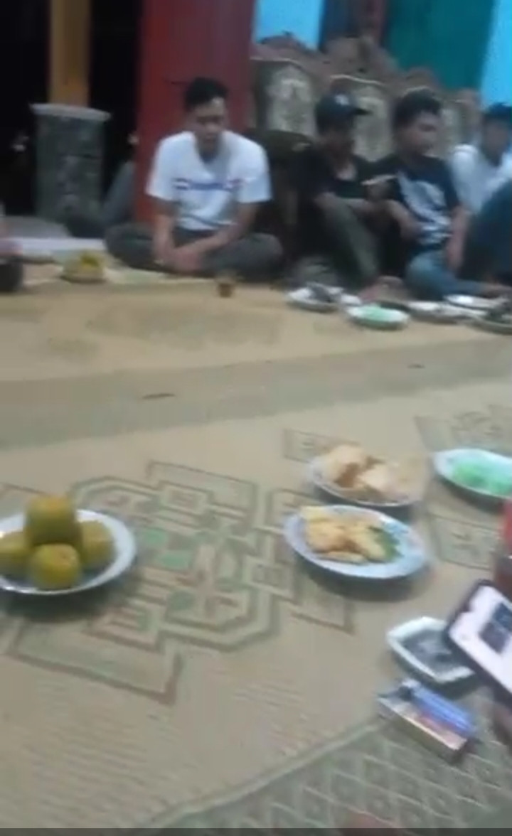 Rapat nikahan ibu siti, sawahan kidul