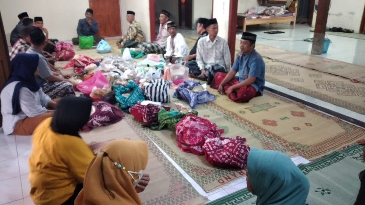 KENDURI MAULUDAN RW 34 PAdukuhan Malangrejo