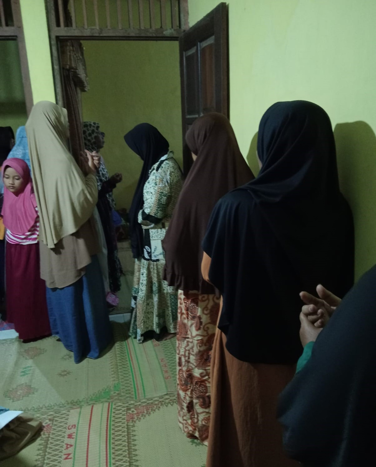 Yasinan Ibu2 Rutin Malam Jumat di Padukuhan Ceper