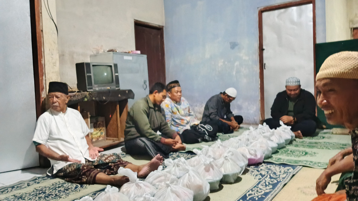 Tsyakuran oleh warga RW o1 warga gedongan lor