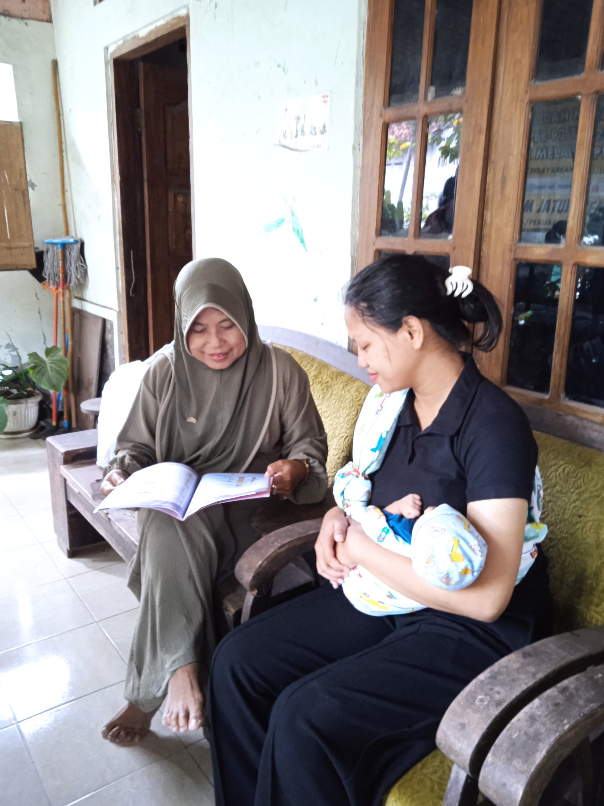 Kunjungan rumah ibu melahirkan di demangan