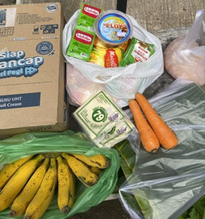 Menyuplai bahan mentah PMT lokal oleh kader Sanggrahan