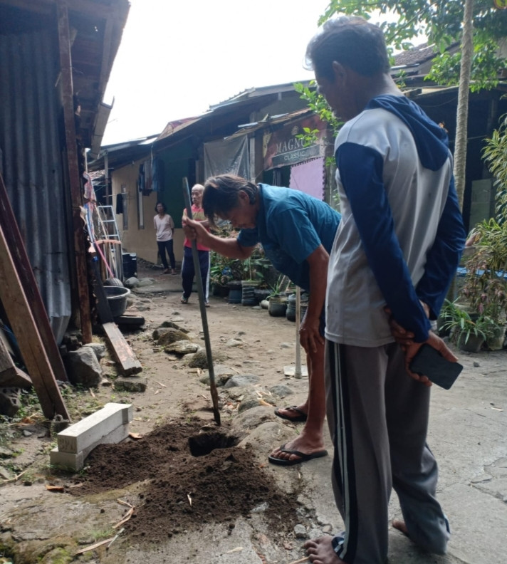 Pemasangan patok tanah ibu atun partinah, sawahan kidul