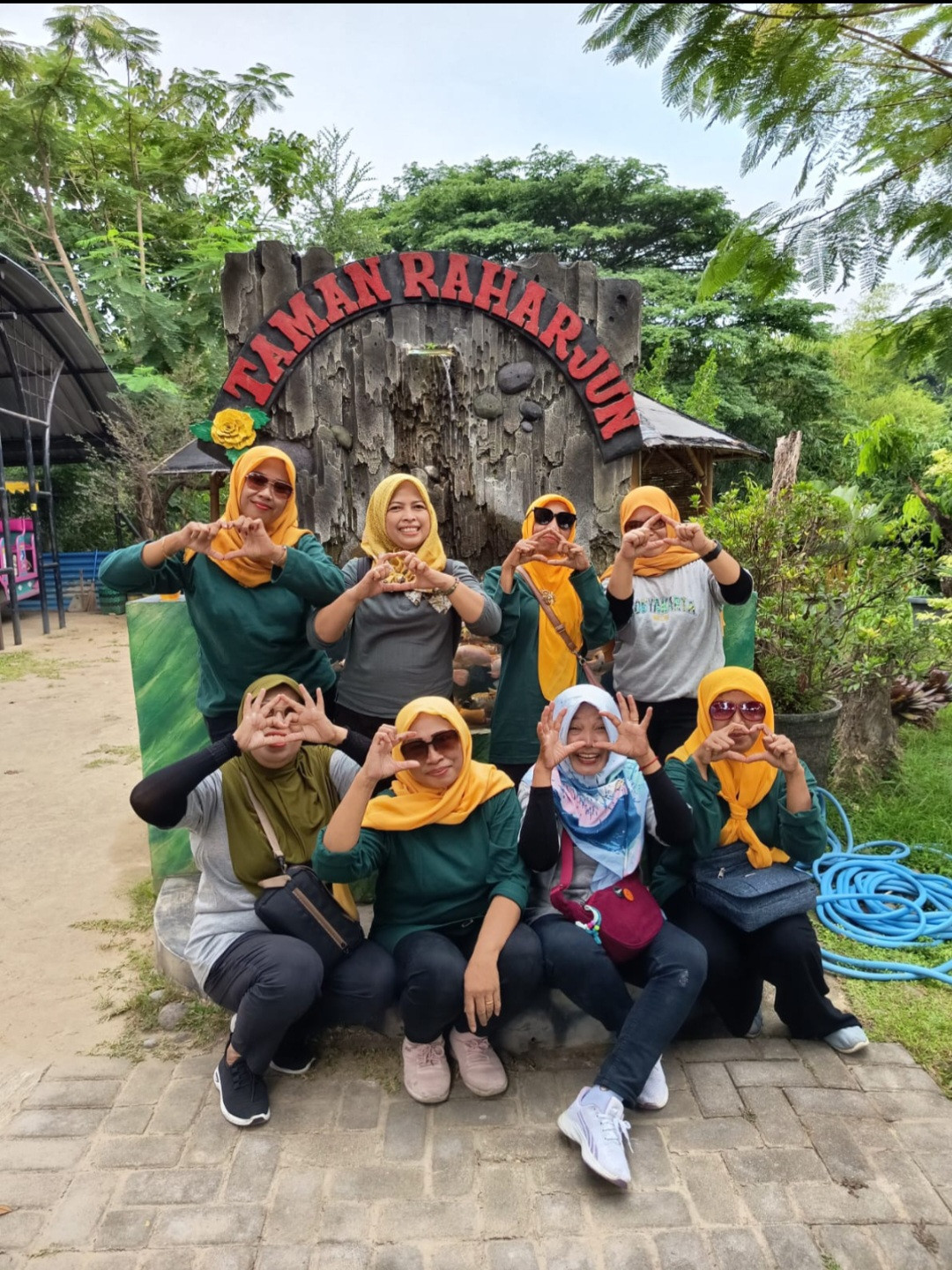 Grup Hadroh At Tadris Pokoh Rekreasi Ke Boyolali