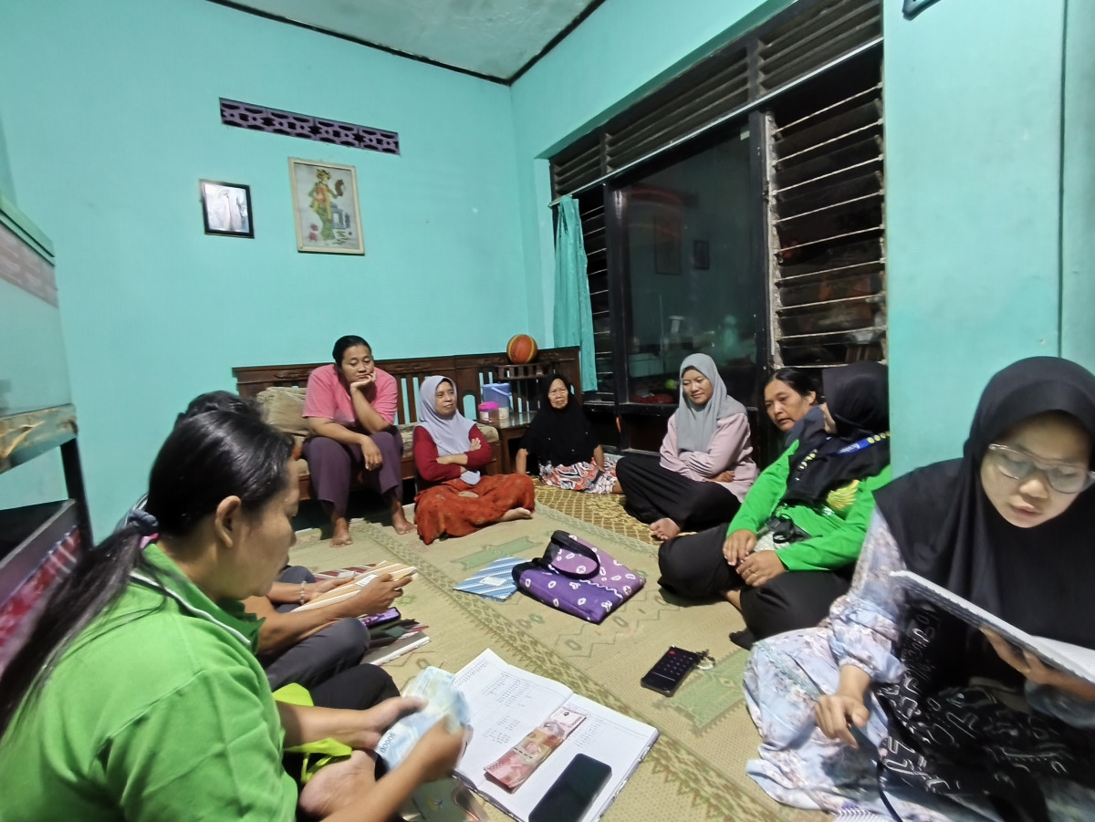 Pertemuan ibu2 PKK RT O3  dusun Babadan