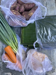 Menyuplai bahan mentah PMT lokal oleh kader Sanggrahan